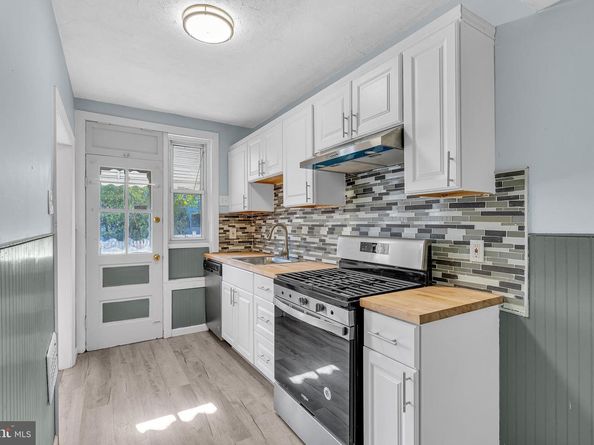 2558 S 61st Street, Philadelphia PA 19142