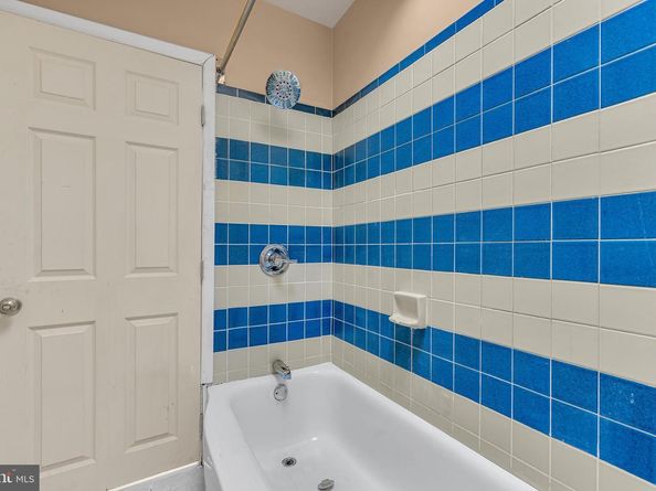 2558 S 61st Street, Philadelphia PA 19142