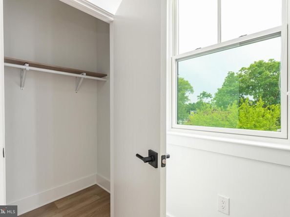 6516 Germantown Avenue, Philadelphia PA 19119