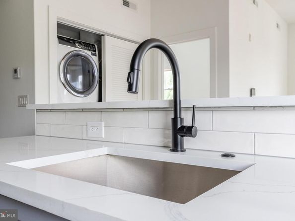 6516 Germantown Avenue, Philadelphia PA 19119