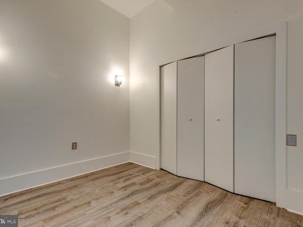 1201 S 5TH Street, Philadelphia PA 19147