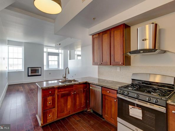 1201 S 5TH Street, Philadelphia PA 19147