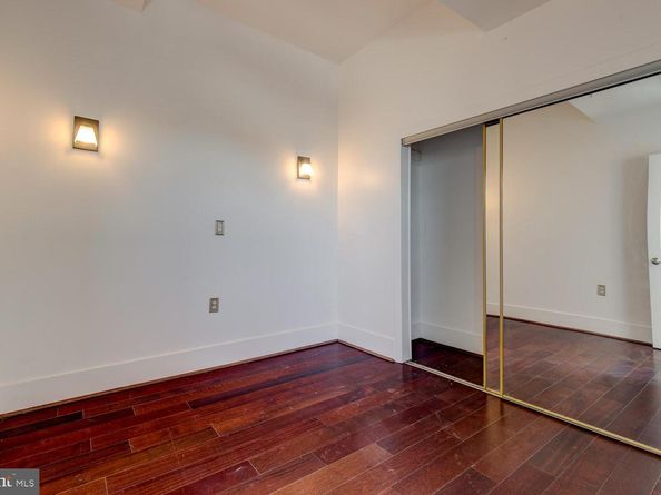1201 S 5TH Street, Philadelphia PA 19147