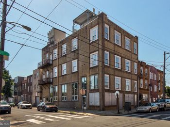 1201 S 5TH Street