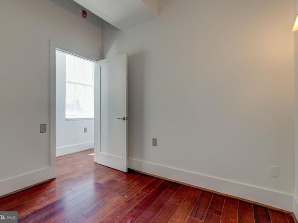 1201 S 5TH Street, Philadelphia PA 19147