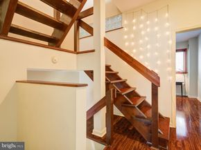632 Bainbridge Street, Philadelphia PA 19147