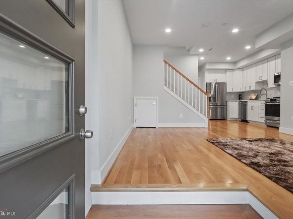734 Harvard Street NW 1, Washington DC 20001