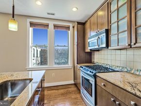 1718 1st Street NW 4, Washington DC 20001