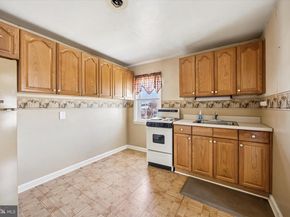 363 Holmes Road, Holmes PA 19043