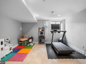 2650 E Huntingdon Street, Philadelphia PA 19125