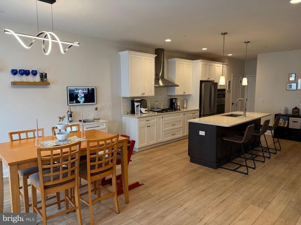 59 Parry Way, Warminster PA 18974