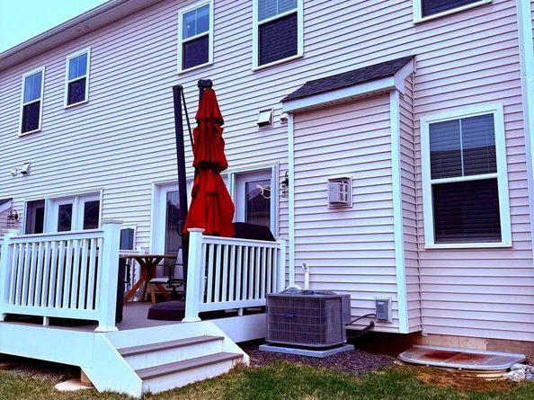 59 Parry Way, Warminster PA 18974