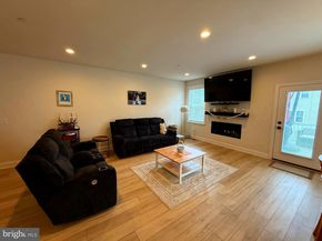 59 Parry Way, Warminster PA 18974