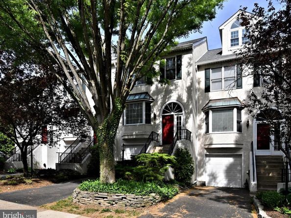 3051 Mitchell Court, Lafayette Hill PA 19444