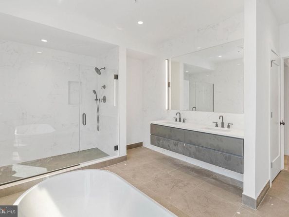 600 Fairmount Avenue H2  LOWER, Philadelphia PA 19123