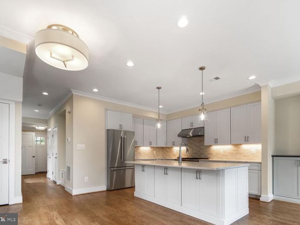 2127 N Troy, Arlington VA 22201