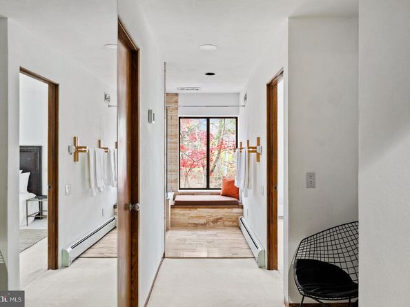 390 S Bryn Mawr Avenue, Bryn Mawr PA 19010