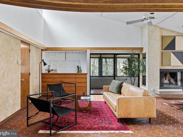 390 S Bryn Mawr Avenue, Bryn Mawr PA 19010