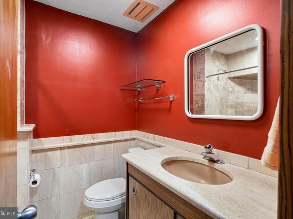 390 S Bryn Mawr Avenue, Bryn Mawr PA 19010