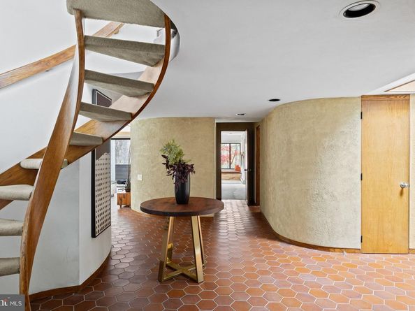 390 S Bryn Mawr Avenue, Bryn Mawr PA 19010