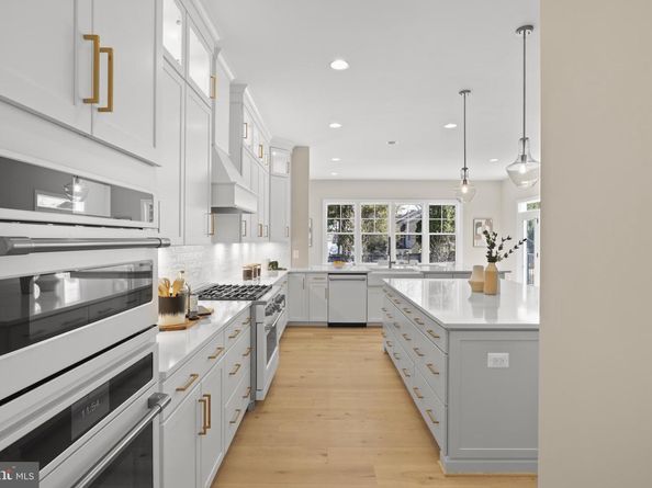 9437 Old Courthouse Road, Vienna VA 22182