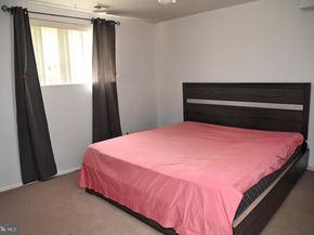 885 N York Road 12C, Warminster PA 18974