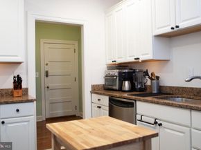 250 S 13TH Street 4C, Philadelphia PA 19107