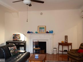 250 S 13TH Street 4C, Philadelphia PA 19107