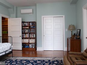 250 S 13TH Street 4C, Philadelphia PA 19107