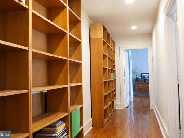 250 S 13TH Street 4C, Philadelphia PA 19107