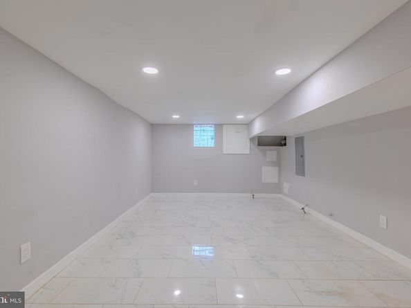 2010 E Lehigh Avenue, Philadelphia PA 19125