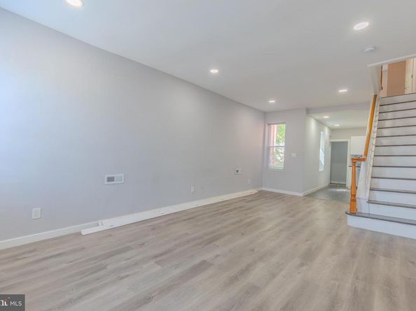 2010 E Lehigh Avenue, Philadelphia PA 19125