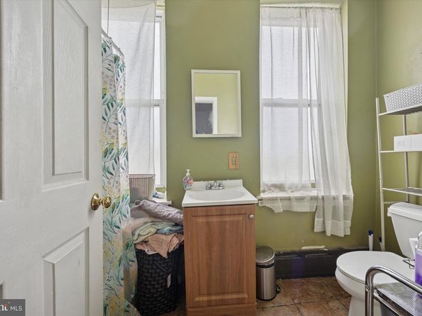 2401 N 15TH Street, Philadelphia PA 19132