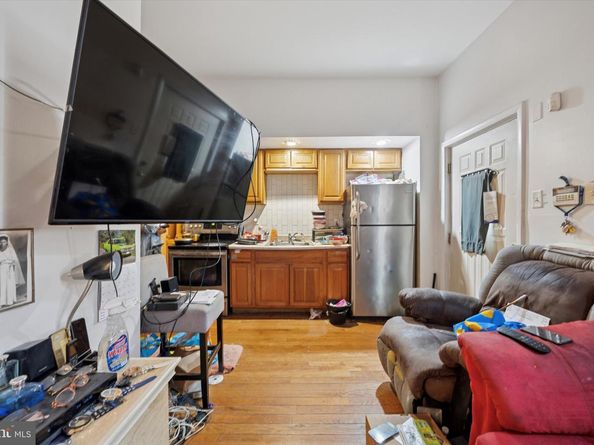 2401 N 15TH Street, Philadelphia PA 19132