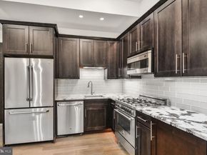 2009 Columbia Road NW 3, Washington DC 20009