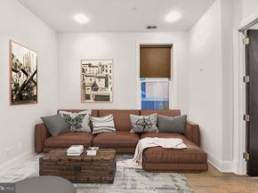 2009 Columbia Road NW 3, Washington DC 20009