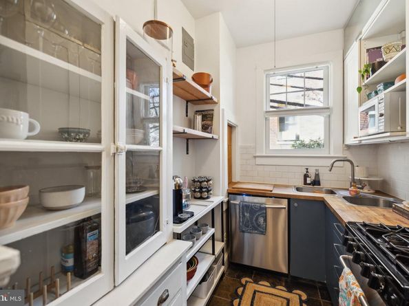3018 Porter Street NW 101, Washington DC 20008