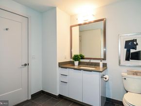 45 Sutton Square SW 303, Washington DC 20024