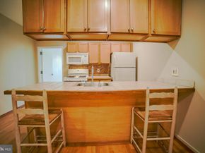 1100 Vine Street 403, Philadelphia PA 19107