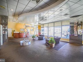 1100 Vine Street 403, Philadelphia PA 19107