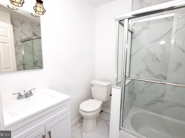 218 Pierce Street, Philadelphia PA 19148