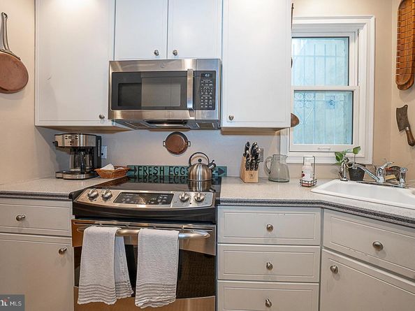 2317 Fairmount Avenue, Philadelphia PA 19130