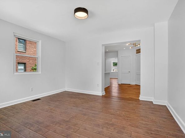 832 Delafield Street NE, Washington DC 20017