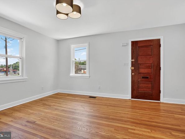 832 Delafield Street NE, Washington DC 20017