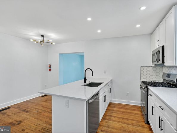 832 Delafield Street NE, Washington DC 20017