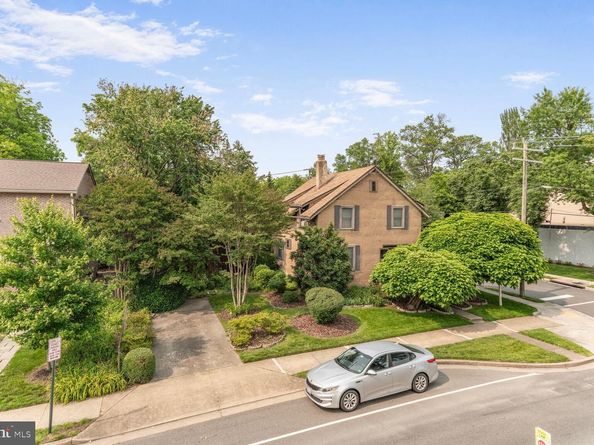 801 23rd Street S, Arlington VA 22202