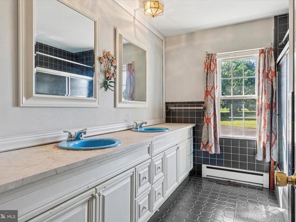 290 Hatboro Road, Ivyland PA 18974