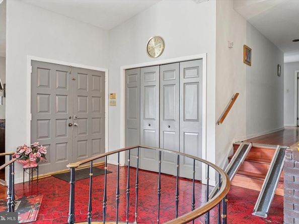 290 Hatboro Road, Ivyland PA 18974