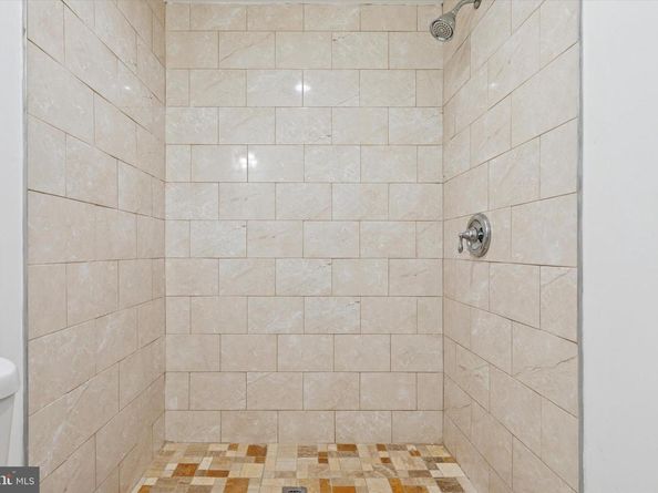 290 Hatboro Road, Ivyland PA 18974