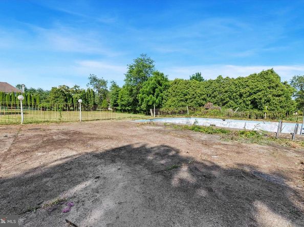 290 Hatboro Road, Ivyland PA 18974